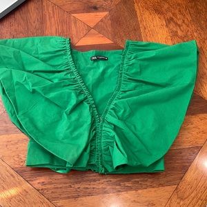 ZARA GREEN RUFFLE SLEEVE CROP TOP